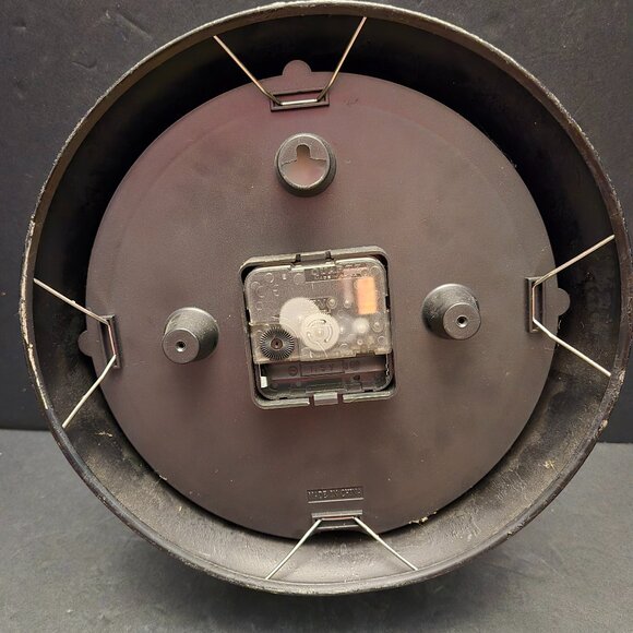 CHANEY METAL ROOSTER WALL CLOCK - Picture 3 of 6